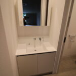 洗面台　※画像はC号室になります。